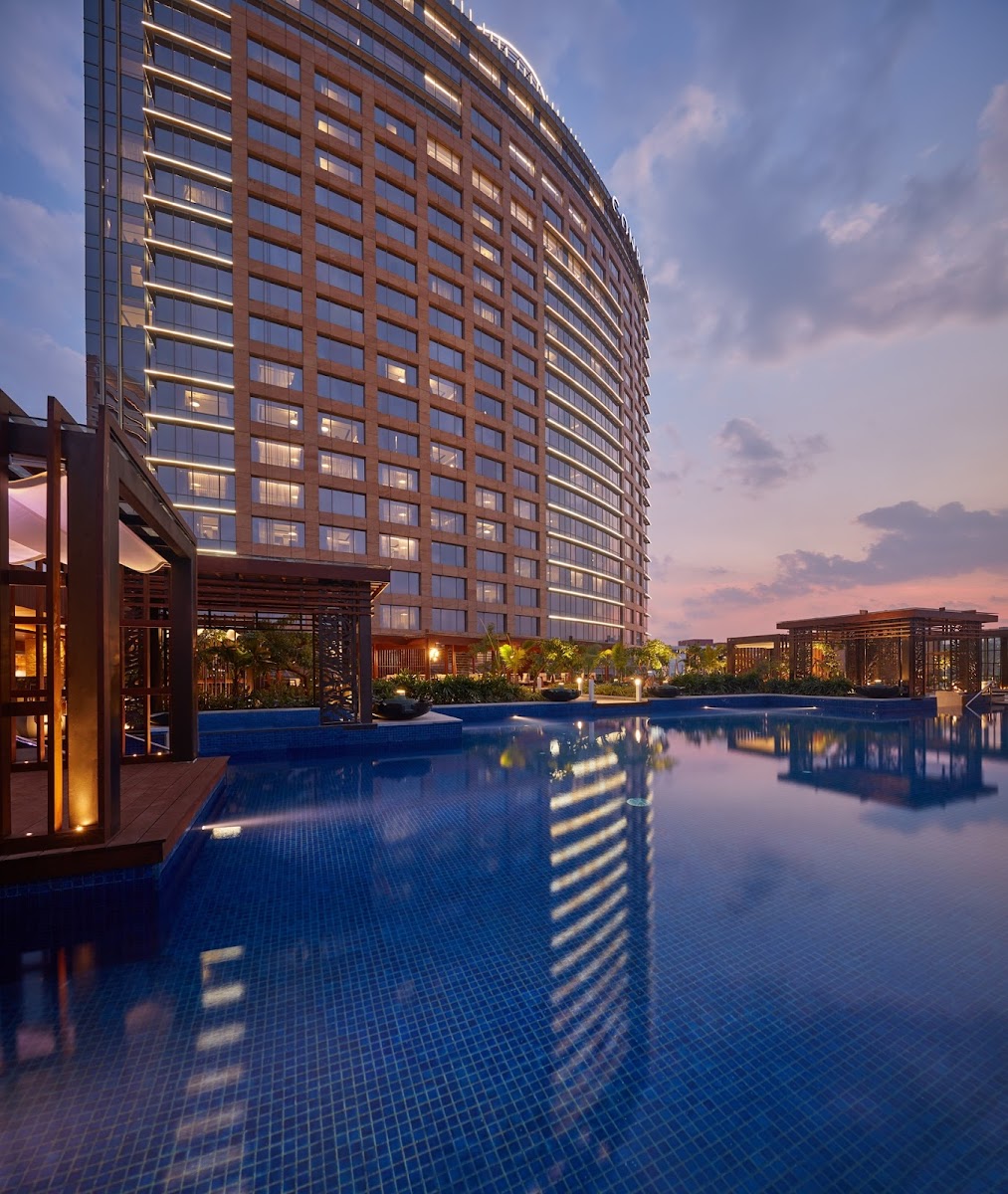 Conrad Bengaluru — Banquet Hall in Ulsoor, Bangalore (on-site parking, in-house decoration, outside catering allowed, DJ permitted)