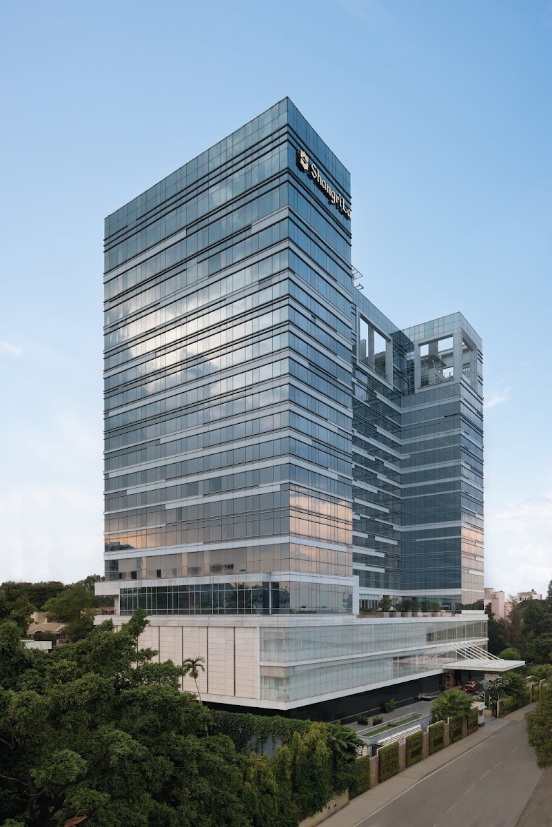 Shangri La Hotel — Banquet Hall in Bangalore (on-site parking, in-house decoration, outside catering allowed, DJ permitted)