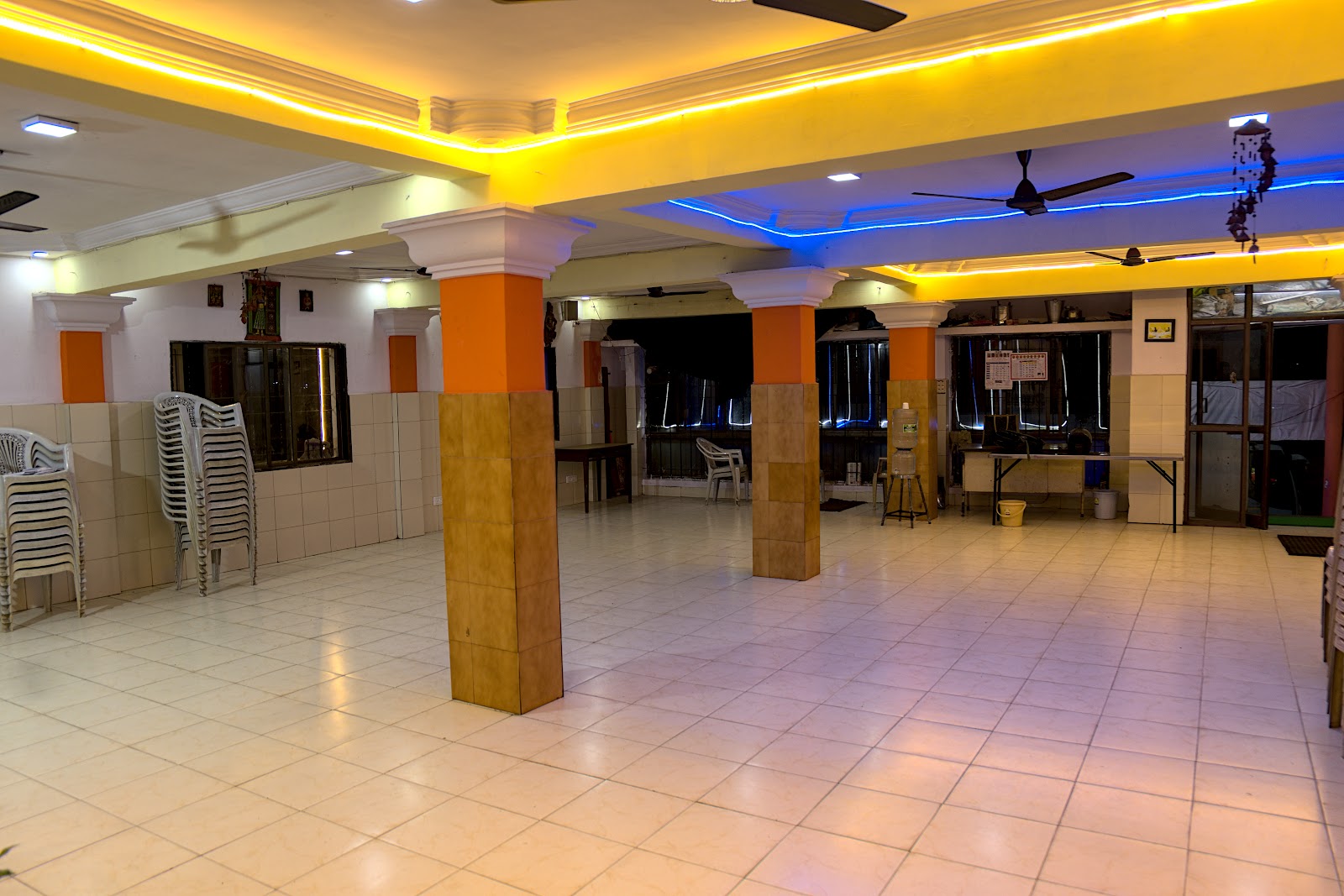 Vaishnavi Party Hall · Rajajinagar — Banquet Hall in Rajajinagar, Bangalore (on-site parking, in-house decoration, bar service available, 125–175 guest capacity) — photo 2