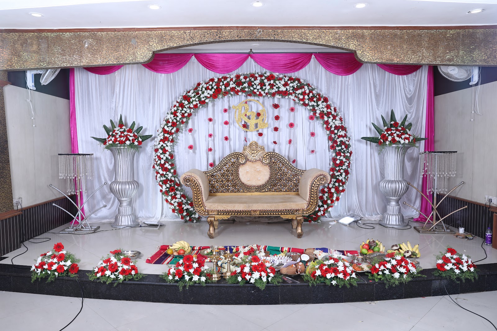 Kadamba Party Hall — Banquet Hall in Rajajinagar, Bangalore (on-site parking, in-house decoration, outside catering allowed, bar service available) — photo 2