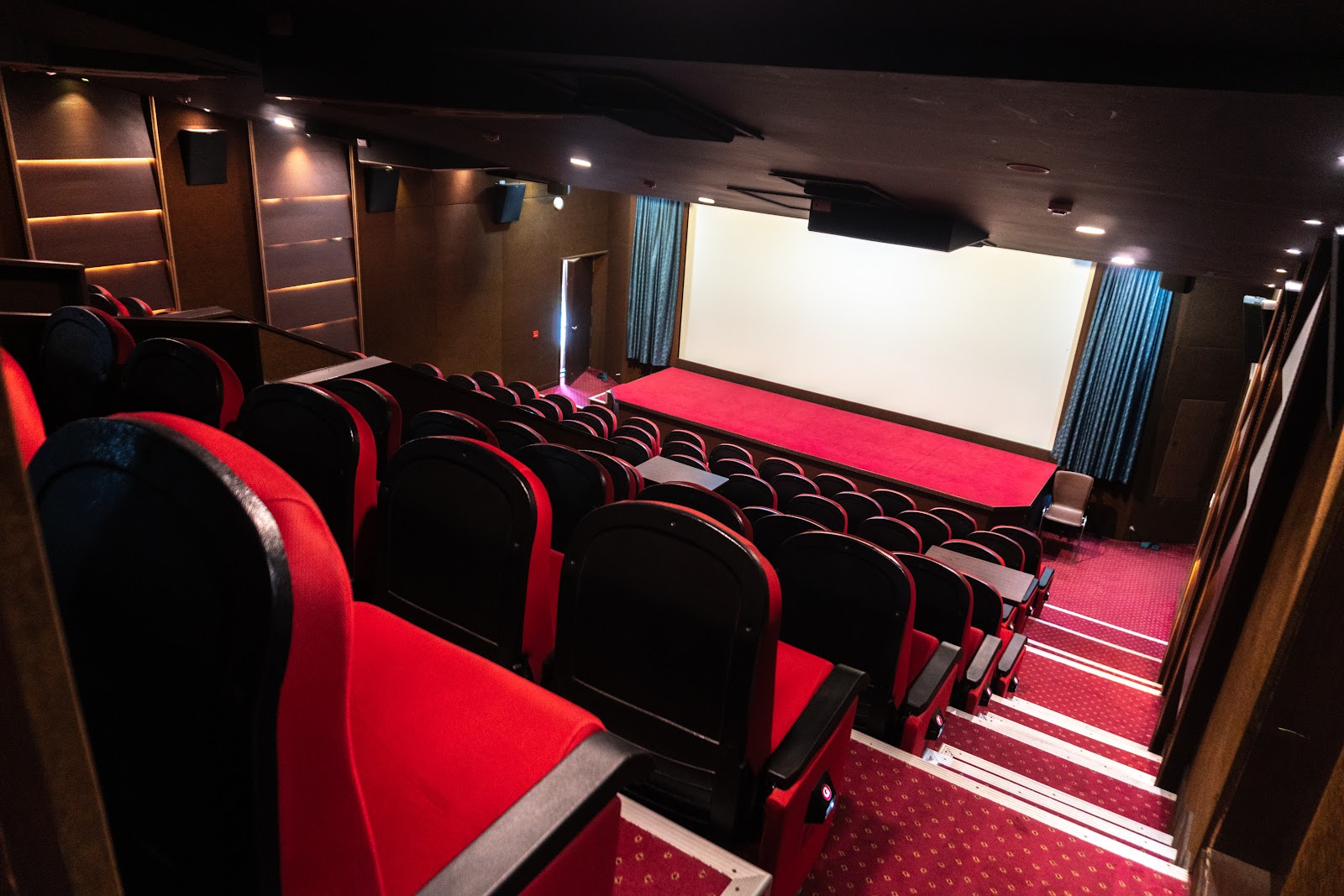SRV Party Hall — Banquet Hall in Bangalore (on-site parking, in-house decoration, bar service available, 100–150 guest capacity)