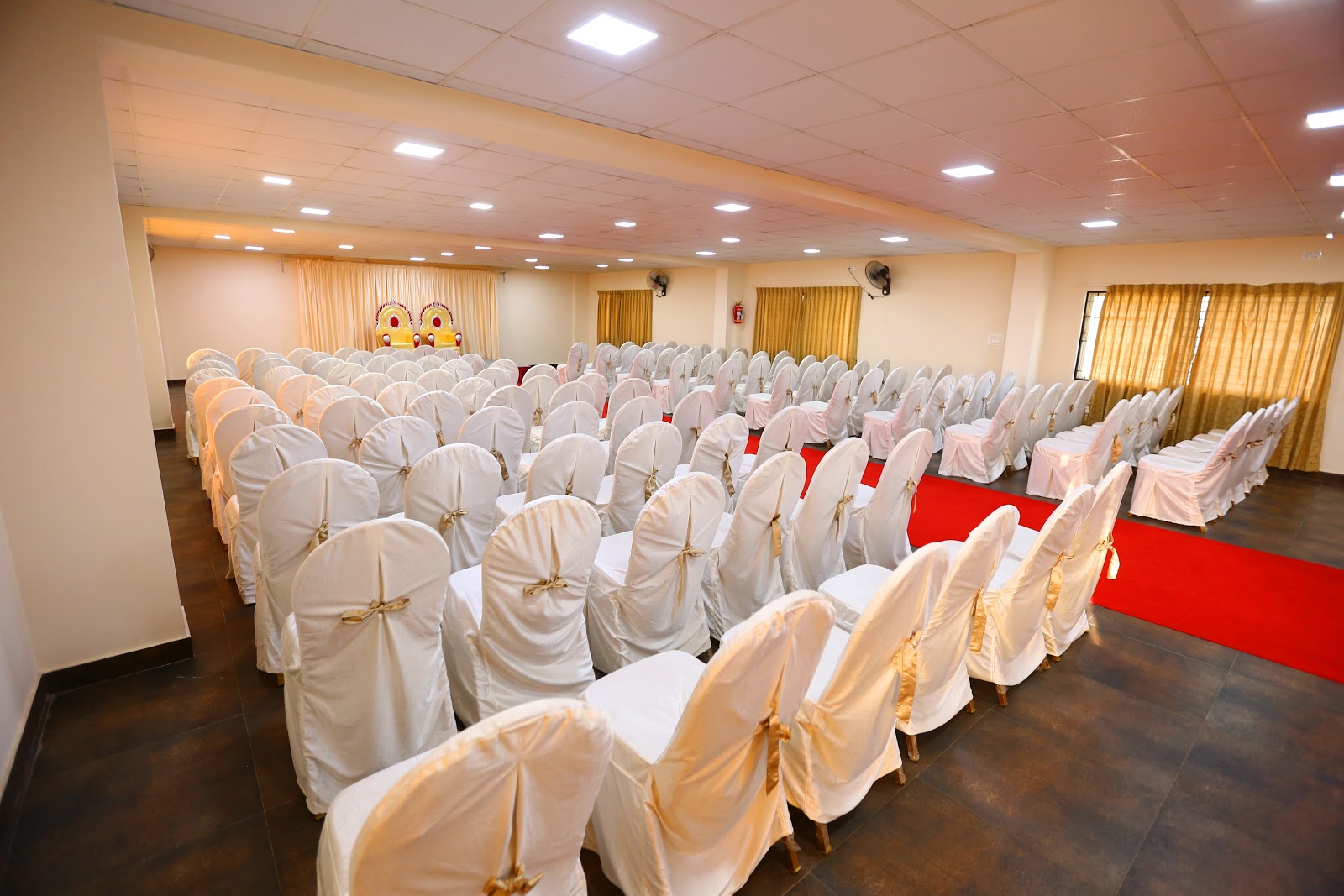Hotel The Shack — Banquet Hall in Ramamurthy Nagar, Bangalore (on-site parking, in-house decoration, bar service available, 200–350 guest capacity) — photo 3