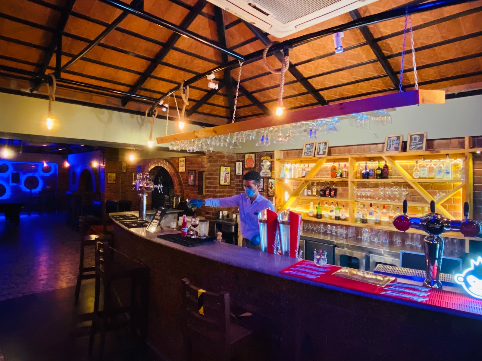 Hotel The Shack — Banquet Hall in Ramamurthy Nagar, Bangalore (on-site parking, in-house decoration, bar service available, 200–350 guest capacity) — photo 4