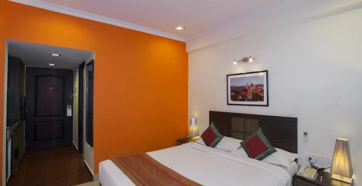 Shilton Royale Hotel — Banquet Hall in Koramangala, Bangalore (on-site parking, in-house decoration, outside catering allowed, bar service available) — photo 3