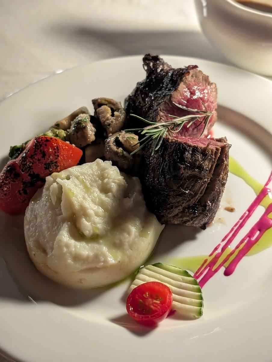 Salvadores — Banquet Hall in Residency Road, Bangalore (on-site parking, in-house decoration, DJ permitted, bar service available) — photo 4