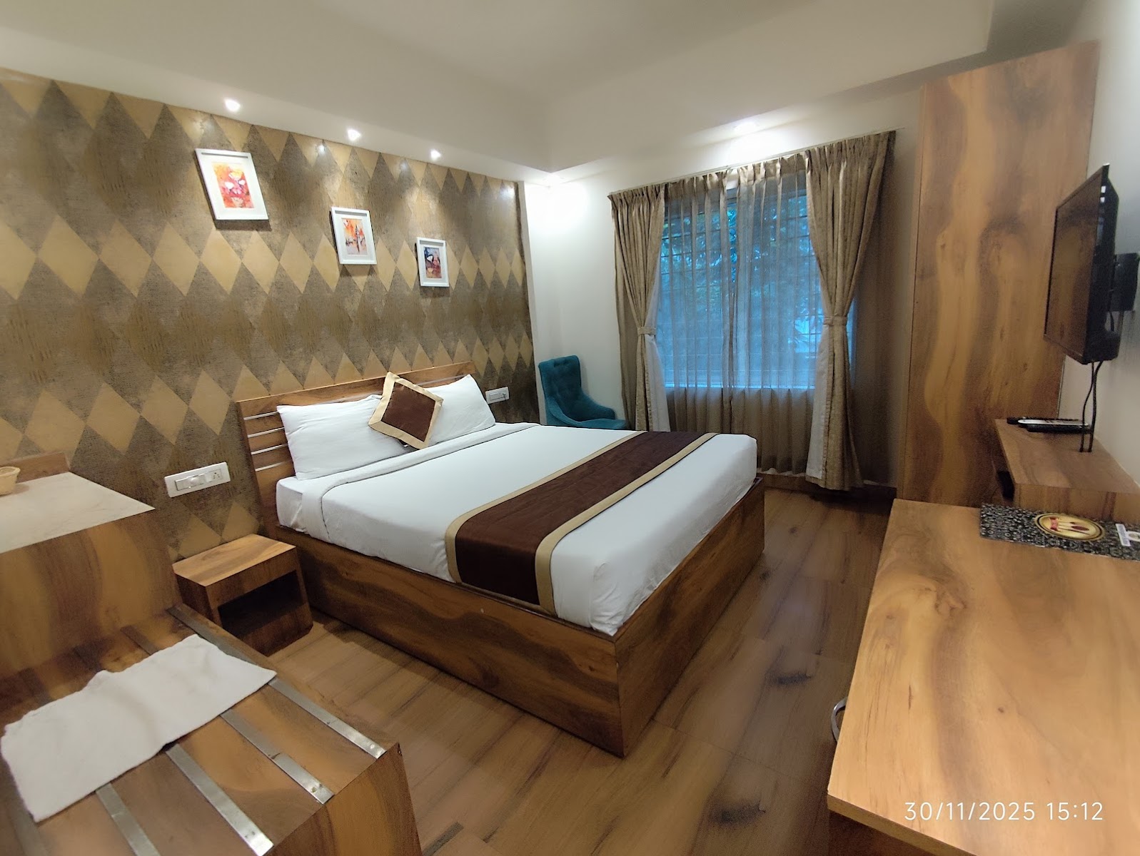 Kensington Suites — Banquet Hall in Whitefield, Bangalore (on-site parking, in-house decoration, bar service available, 150–250 guest capacity) — photo 3