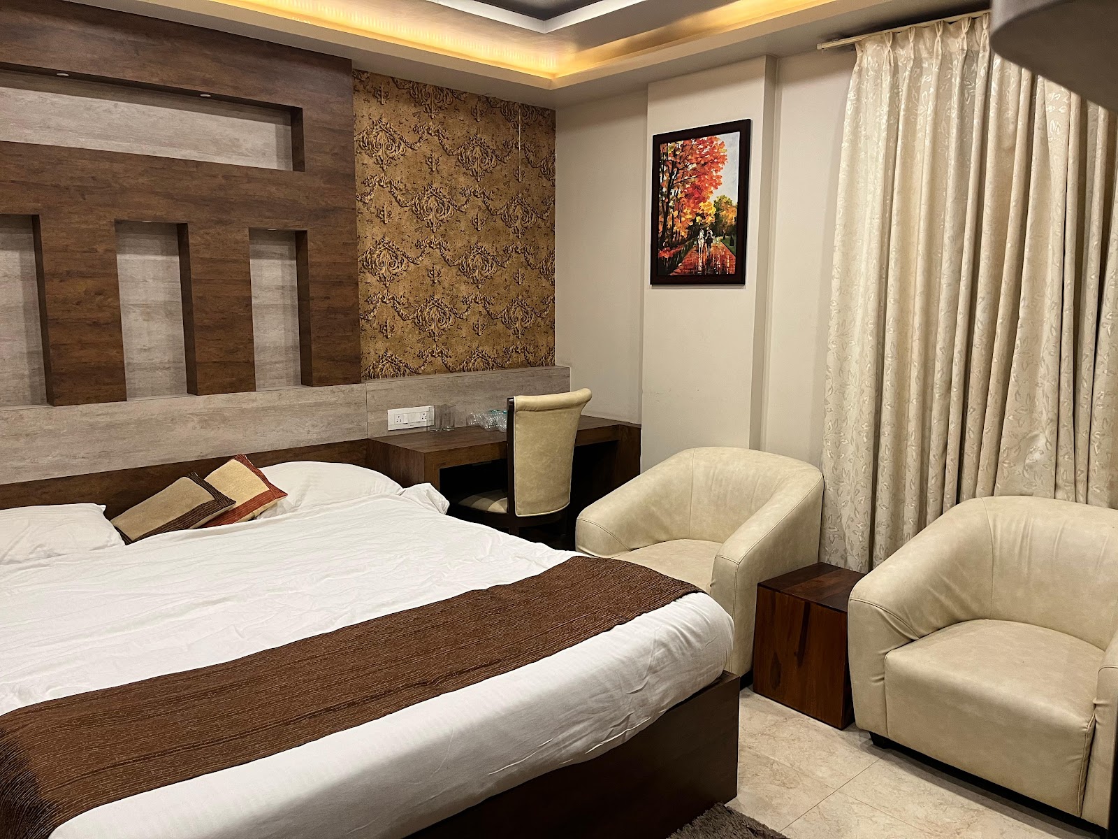 Aaccord Hotel — Banquet Hall in Bannerghatta Road, Bangalore (on-site parking, in-house decoration, outside catering allowed, bar service available) — photo 2