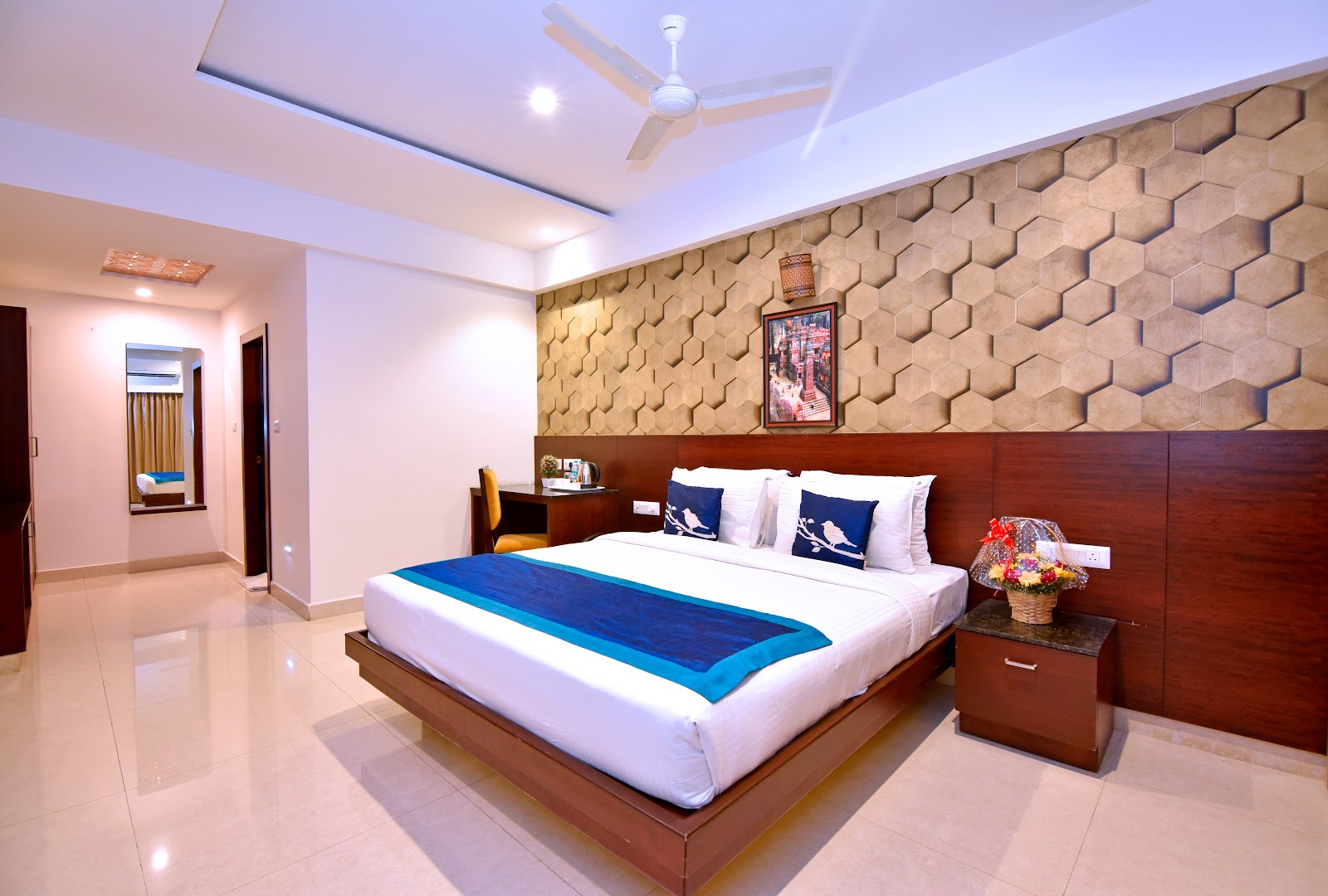 IV Sanctum Hotel — Banquet Hall in Race Course Road, Bangalore (on-site parking, in-house decoration, outside catering allowed, bar service available) — photo 2
