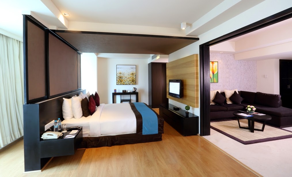 Davanam Sarovar Portico Hotel — Banquet Hall in Koramangala, Bangalore (on-site parking, in-house decoration, outside catering allowed, bar service available) — photo 2
