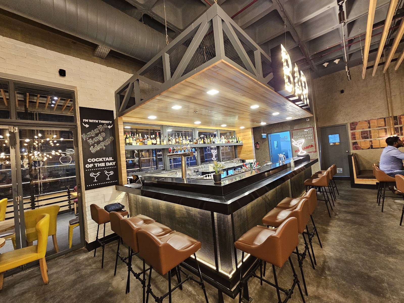 Applebee's — Banquet Hall in Bangalore (on-site parking, in-house decoration, DJ permitted, bar service available)