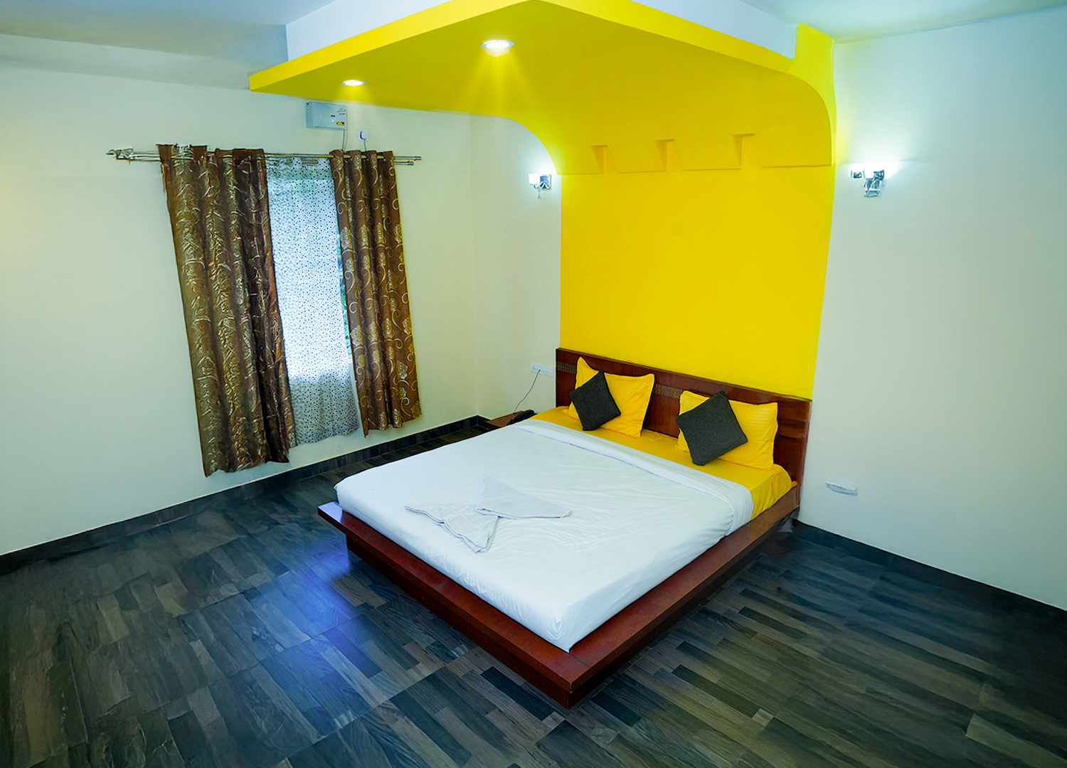 Park Hotel and Resort — Resort in Bannerghatta Road, Bangalore (on-site parking, in-house decoration, bar service available, 400–600 guest capacity) — photo 2