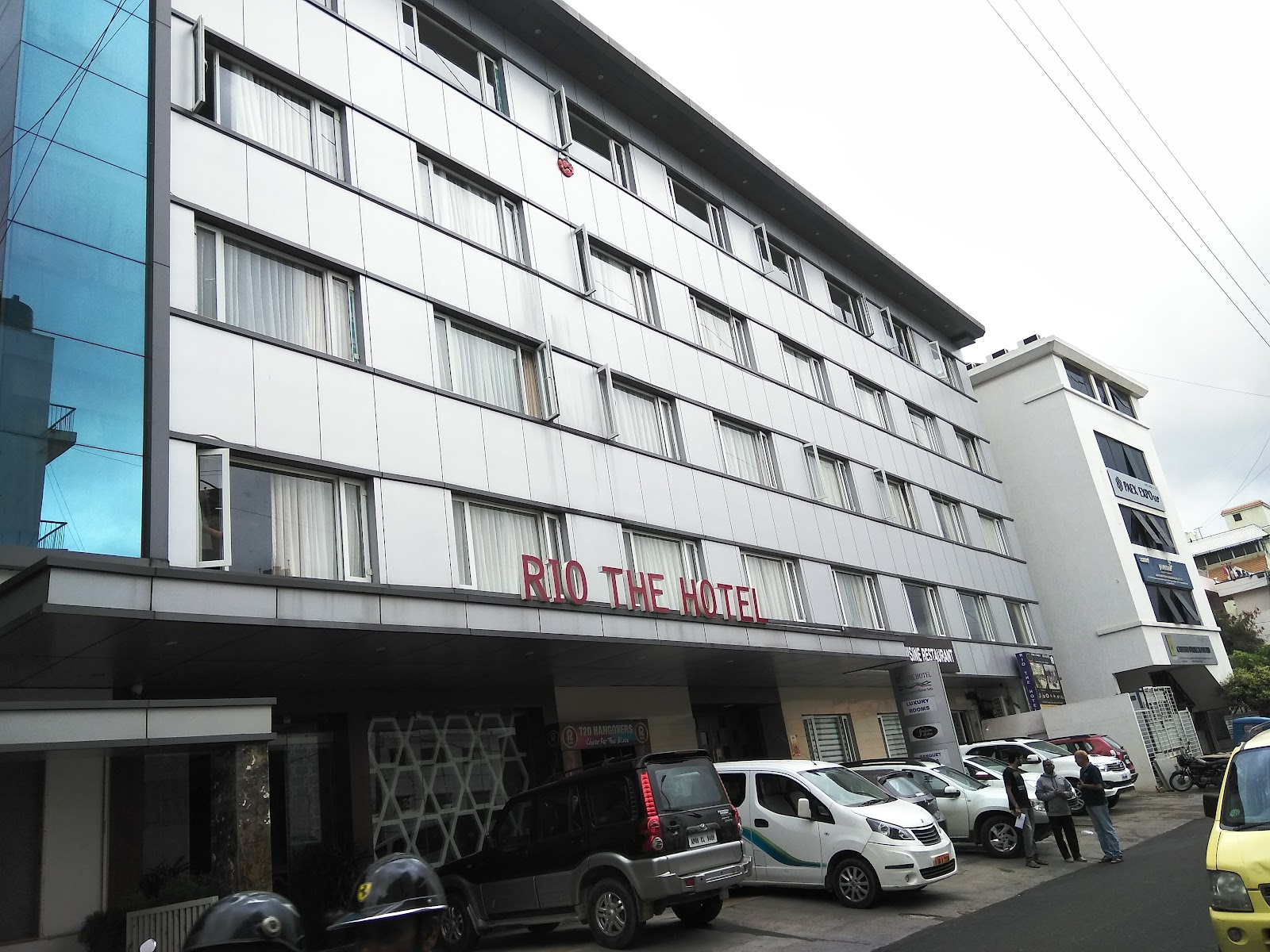 Attide Biz — Banquet Hall in Sahakara Nagar, Bangalore (on-site parking, in-house decoration, outside catering allowed, bar service available) — photo 3