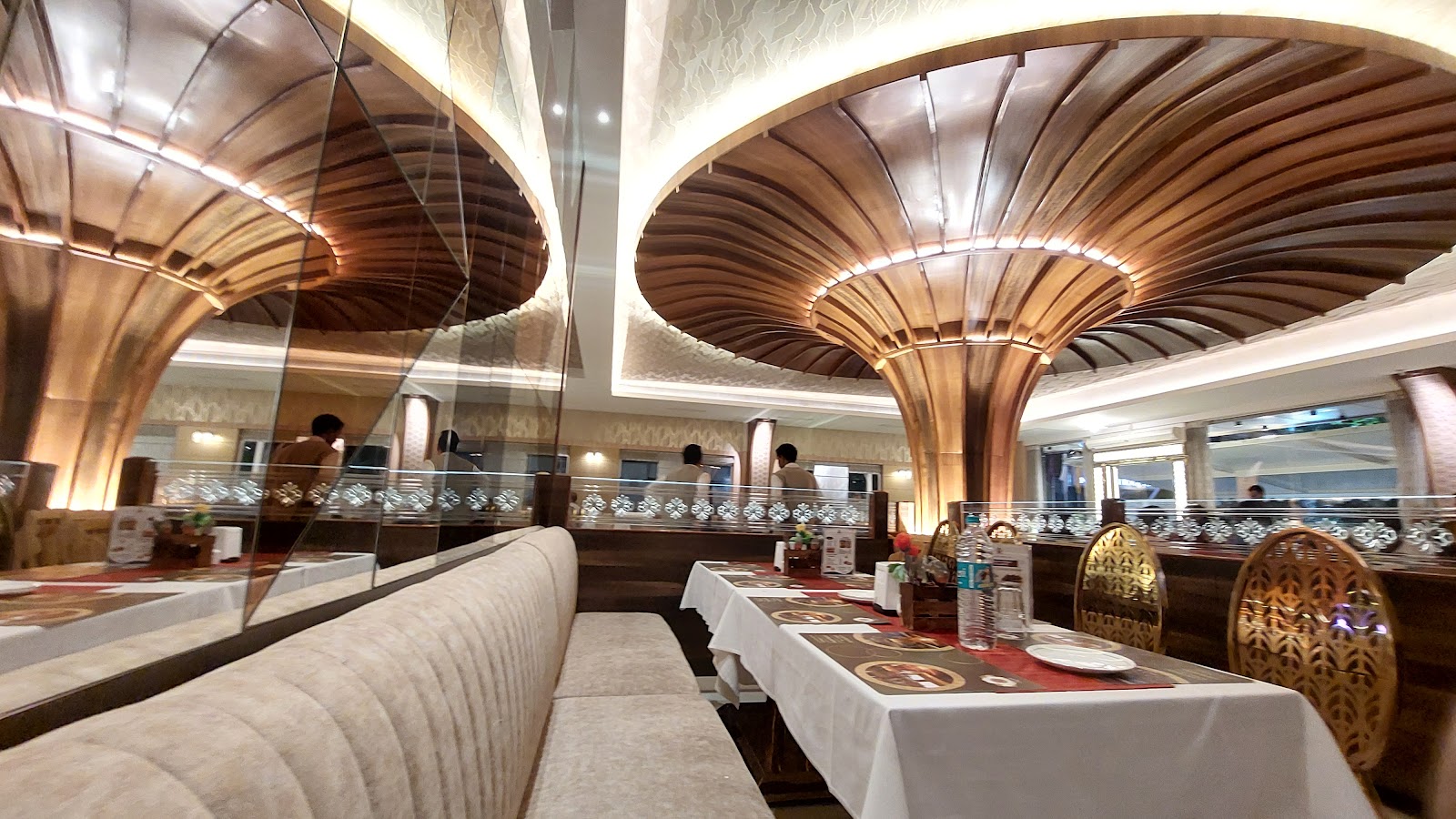 Rajathadri Palace — Banquet Hall in Bangalore (on-site parking, in-house decoration, outside catering allowed, DJ permitted)