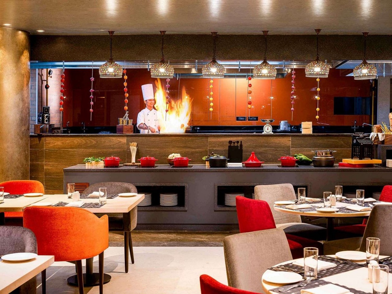 La Utsav — Banquet Hall in Bangalore (on-site parking, in-house decoration, DJ permitted, bar service available)