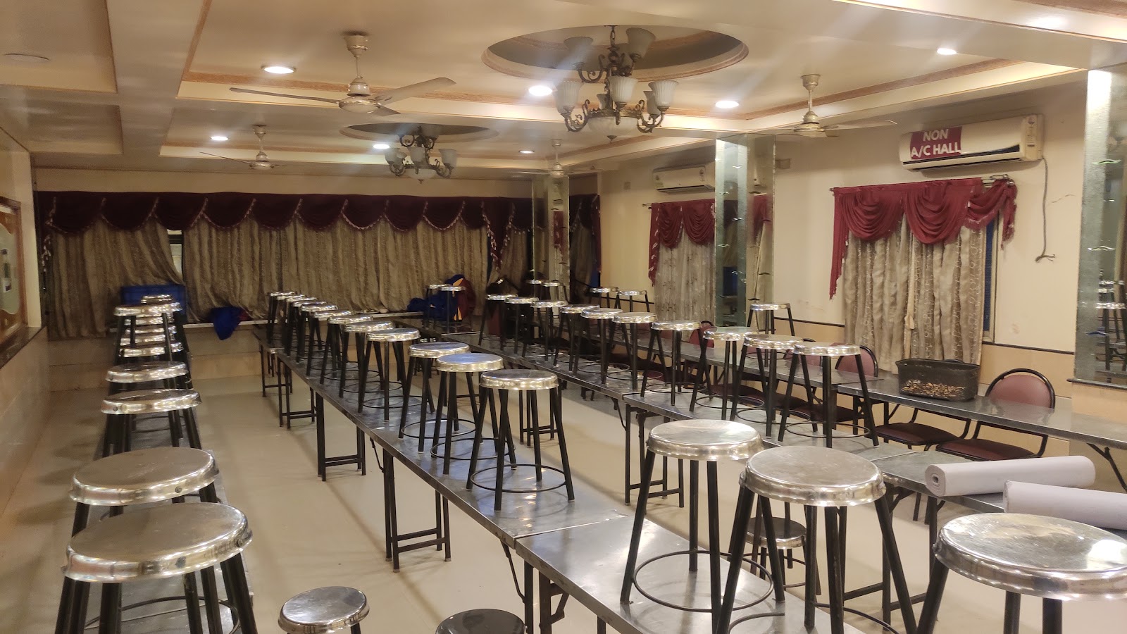 New Sagar Fast Food · Banashankari — Banquet Hall in Bangalore (on-site parking, in-house decoration, outside catering allowed, bar service available)