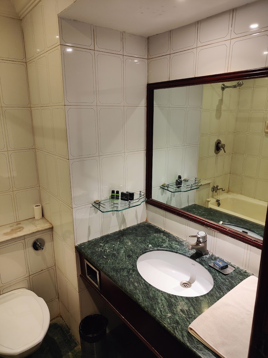 The Rialto Hotel — Banquet Hall in Gandhi Nagar, Bangalore (on-site parking, in-house decoration, outside catering allowed, bar service available) — photo 3
