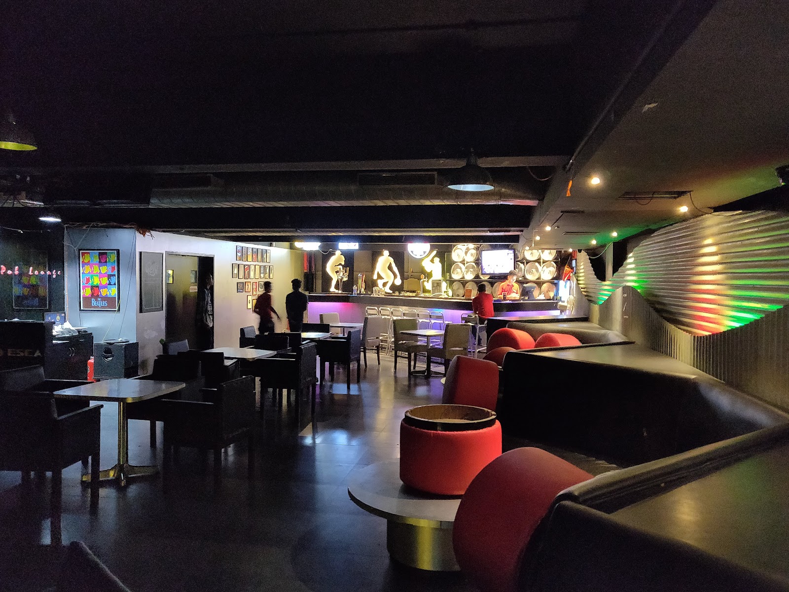 Cibo Esca — Banquet Hall in Vijayanagar, Bangalore (on-site parking, in-house decoration, outside catering allowed, bar service available) — photo 4
