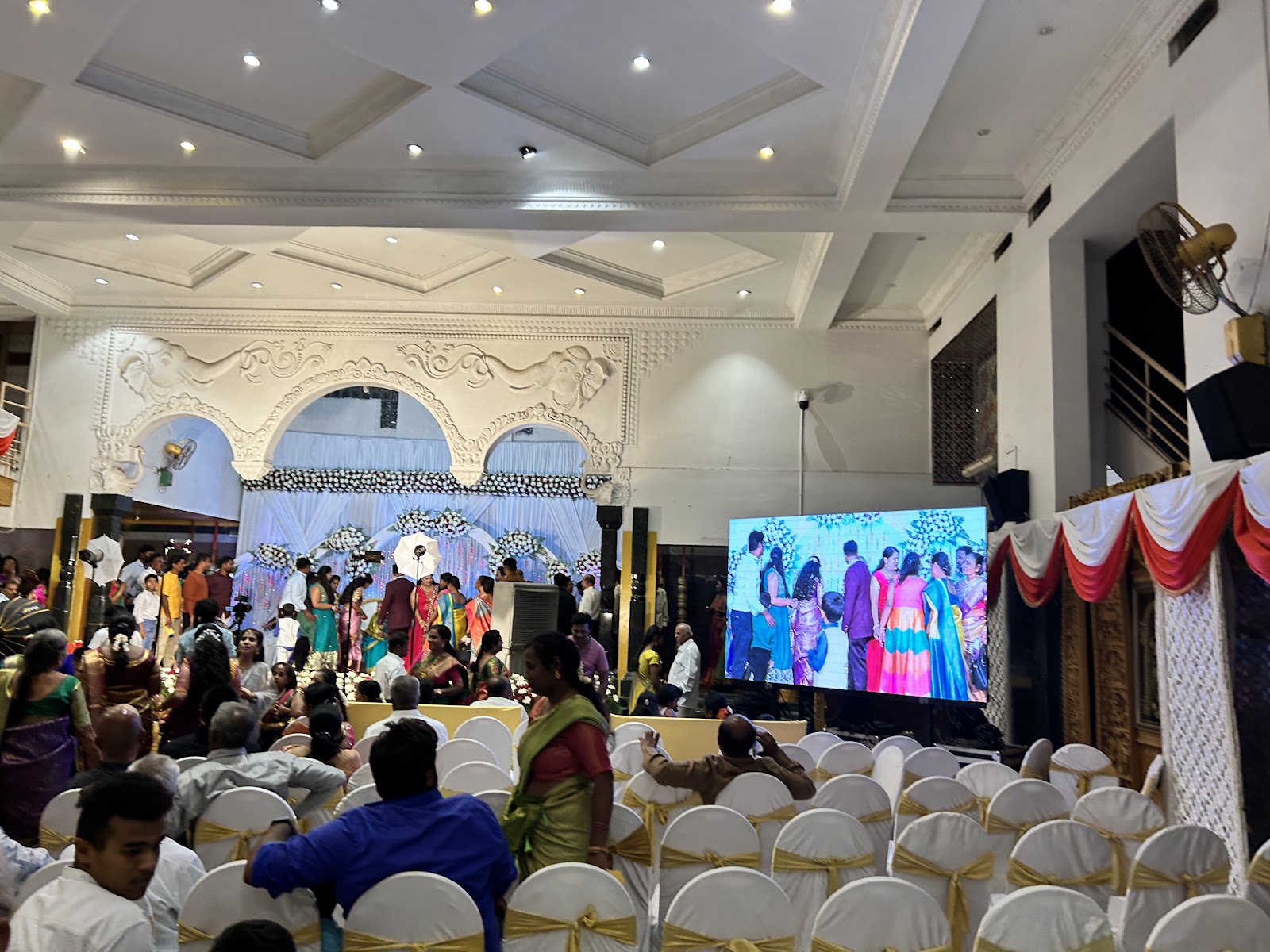 Subharam Kalyana Mantapa — Banquet Hall in Rajajinagar, Bangalore (on-site parking, in-house decoration, DJ permitted, bar service available) — photo 2