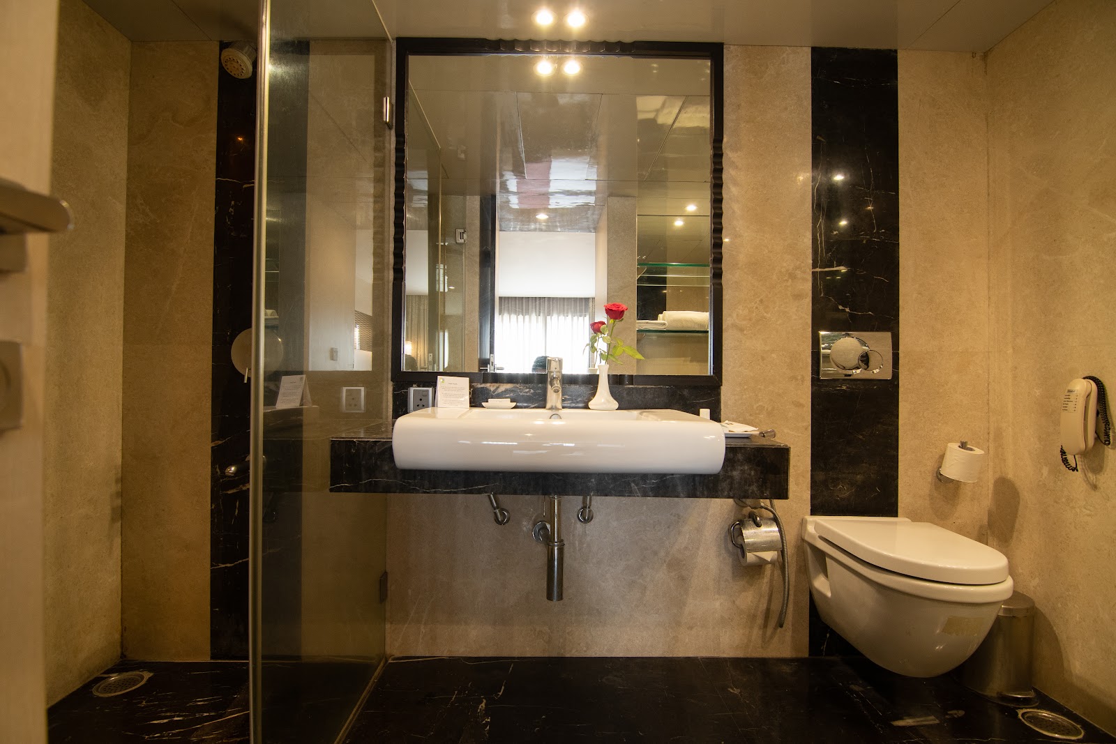 Halcyon Residences — Banquet Hall in Koramangala, Bangalore (on-site parking, in-house decoration, outside catering allowed, bar service available) — photo 4