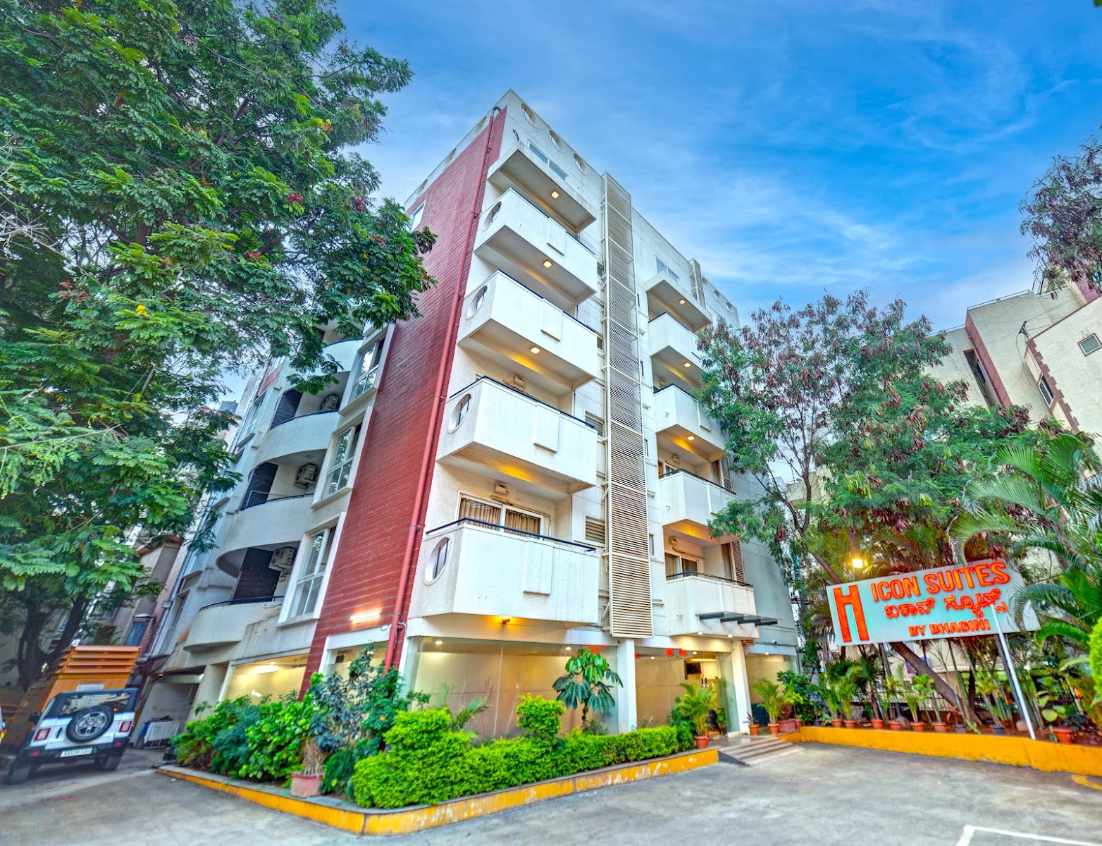 Icon Suites By Bhagini — Banquet Hall in Marathahalli, Bangalore (on-site parking, in-house decoration, outside catering allowed, DJ permitted)