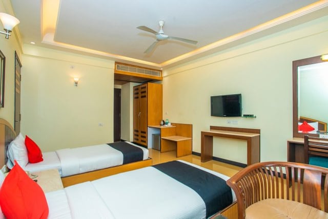 Hotel Kanditree — Banquet Hall in Jayanagar, Bangalore (on-site parking, in-house decoration, outside catering allowed, bar service available) — photo 3