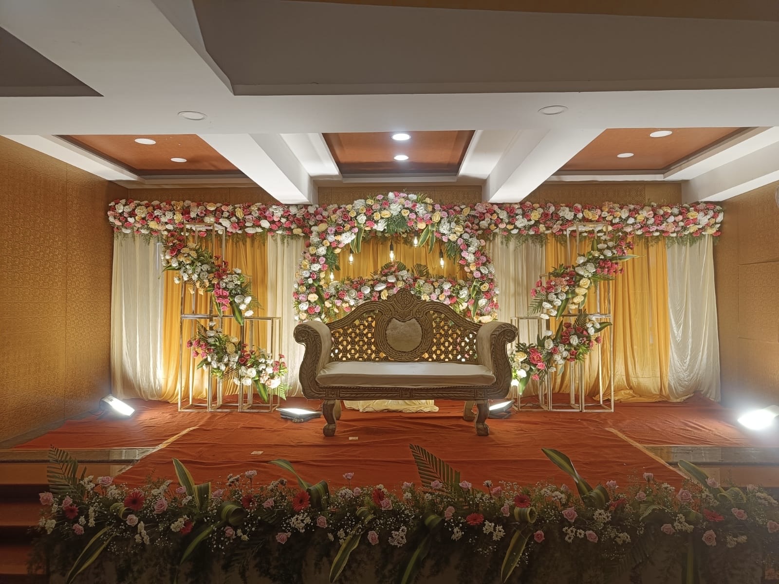 Nandhana Banquet Hall · Rajarajeshwari Nagar — Banquet Hall in Rajarajeshwari Nagar, Bangalore (on-site parking, in-house decoration, outside catering allowed, bar service available) — photo 2