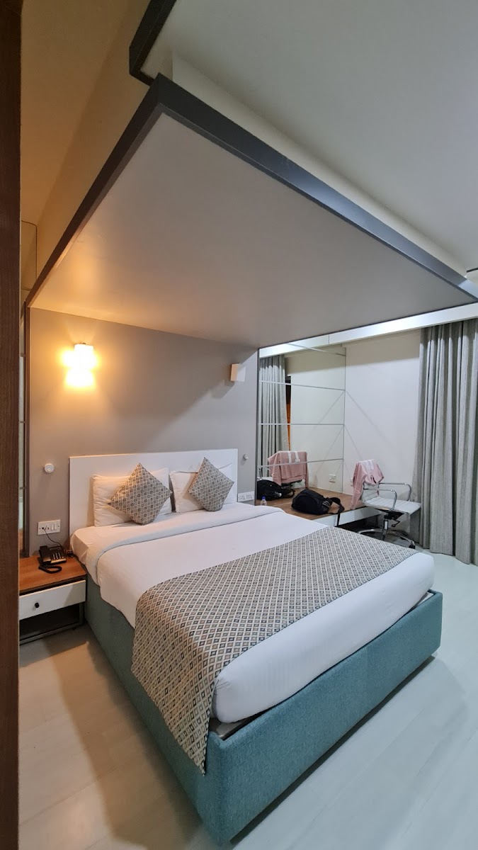 The Icon Select by Bhagini — Banquet Hall in Mahadevapura, Bangalore (on-site parking, in-house decoration, outside catering allowed, DJ permitted) — photo 2