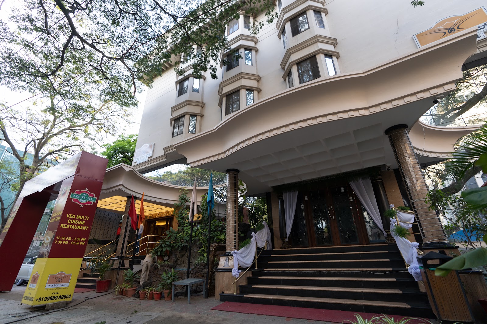 Hotel Pai Viceroy — Banquet Hall in Bangalore (on-site parking, in-house decoration, outside catering allowed, bar service available)