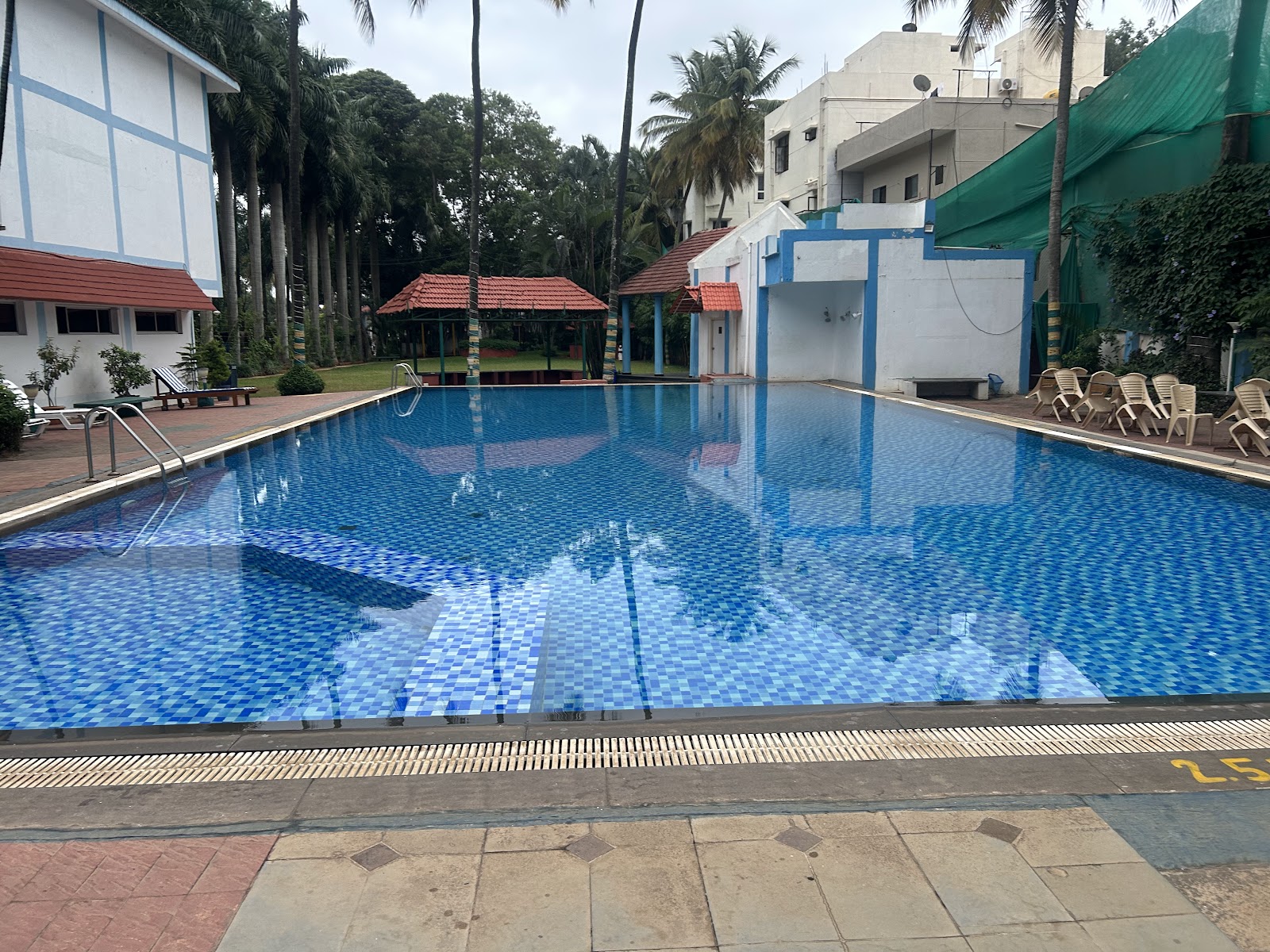 Ramanashree California Resort — Banquet Hall in Yelahanka, Bangalore (on-site parking, in-house decoration, outside catering allowed, bar service available) — photo 3