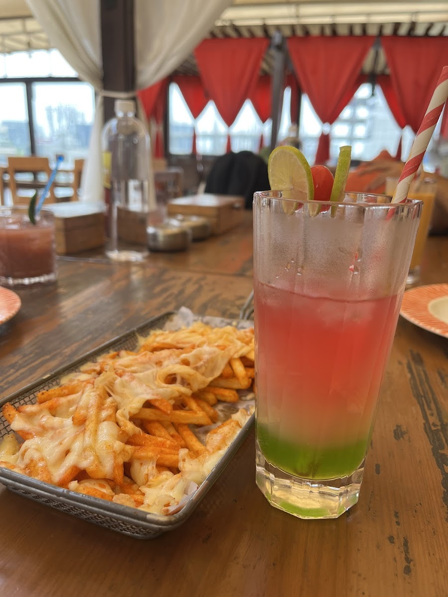 Float Rooftop Lounge — Pub/Bar in Marathahalli, Bangalore (on-site parking, in-house decoration, DJ permitted, bar service available) — photo 4