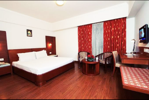 Hotel Parijatha Gateway — Banquet Hall in Yeshwanthpur, Bangalore (on-site parking, in-house decoration, outside catering allowed, bar service available) — photo 2