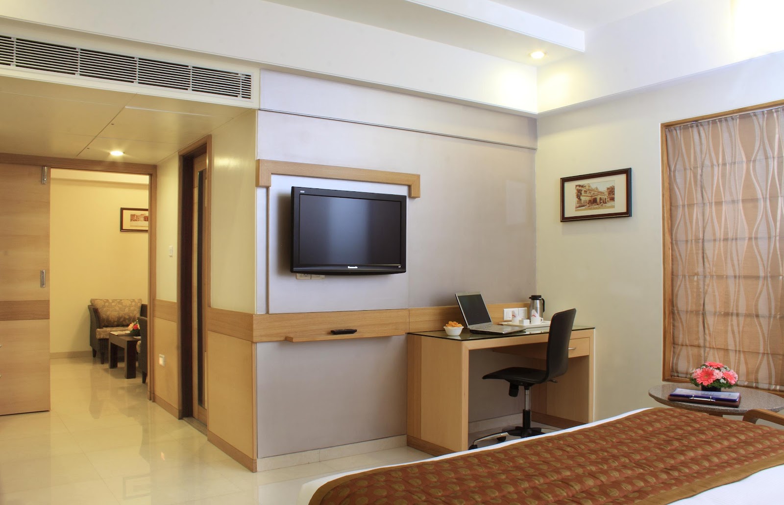 Hotel CRN Canary Sapphire — Banquet Hall in Gandhi Nagar, Bangalore (on-site parking, in-house decoration, bar service available, 150–200 guest capacity) — photo 3
