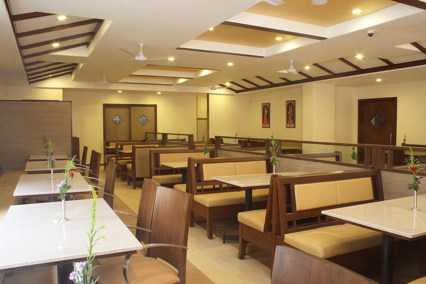 Hotel CRN Canary Sapphire — Banquet Hall in Gandhi Nagar, Bangalore (on-site parking, in-house decoration, bar service available, 150–200 guest capacity) — photo 4