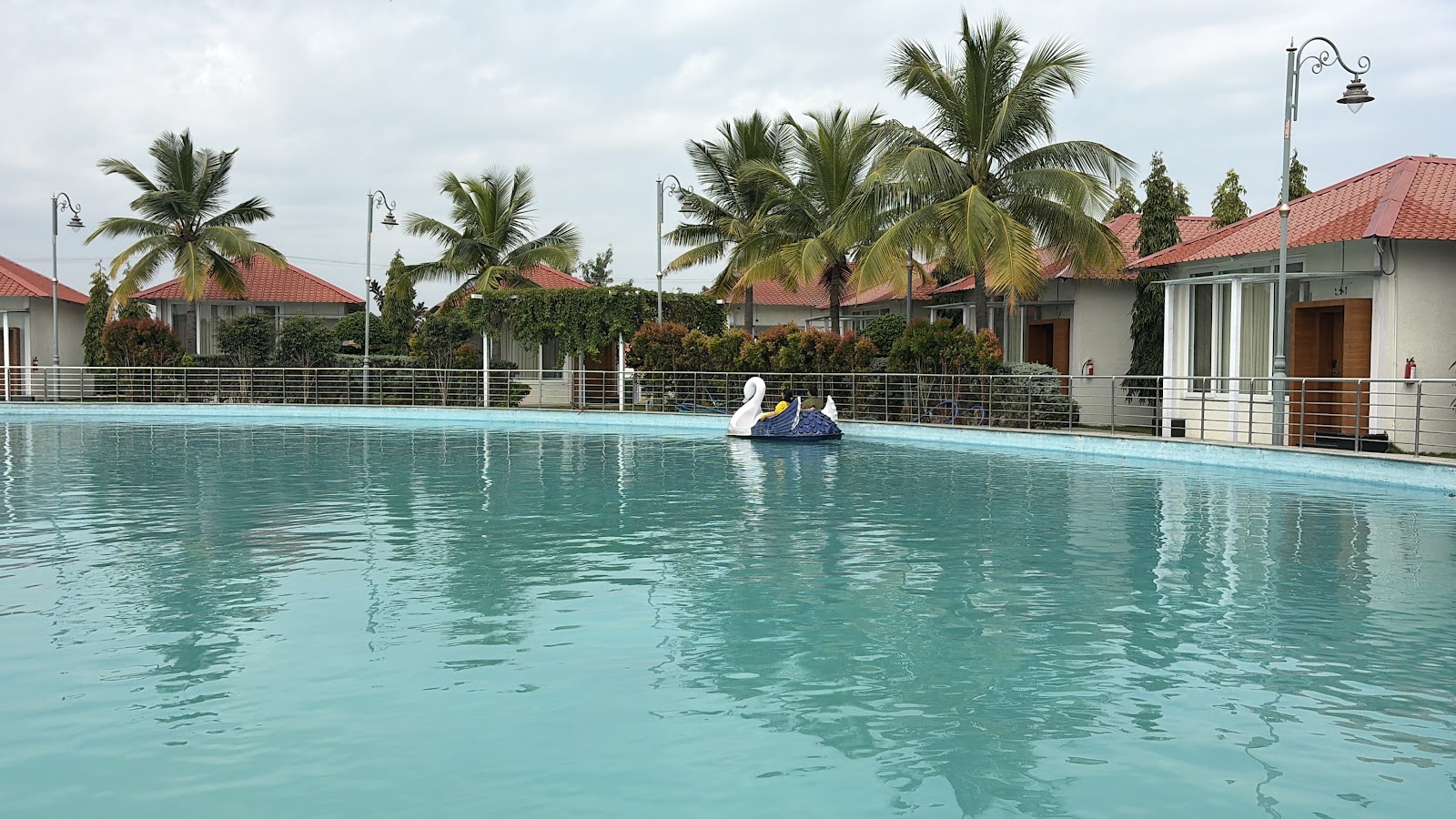 Tripura Resort — Resort in Shankarpally, Hyderabad (on-site parking, in-house decoration, bar service available, 800–1200 guest capacity) — photo 3