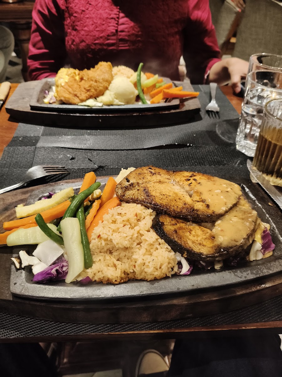 The Grill House - Steaks & Sizzlers — Banquet Hall in Ulsoor, Bangalore (on-site parking, in-house decoration, DJ permitted, bar service available) — photo 4