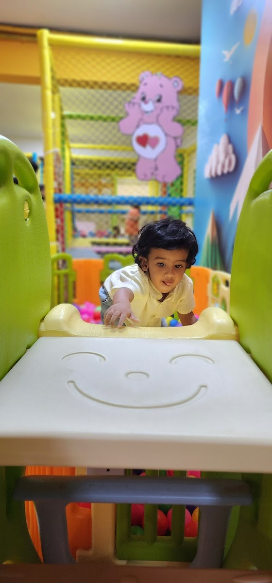 Happy Hoppers — Banquet Hall in Hyderabad (on-site parking, in-house decoration, bar service available, 4.0★ rated)