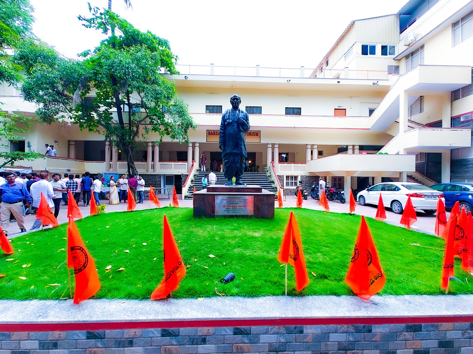 Sardar Patel Auditorium — Banquet Hall in Narayanaguda, Hyderabad (on-site parking, in-house decoration, bar service available, 4.1★ rated) — photo 2