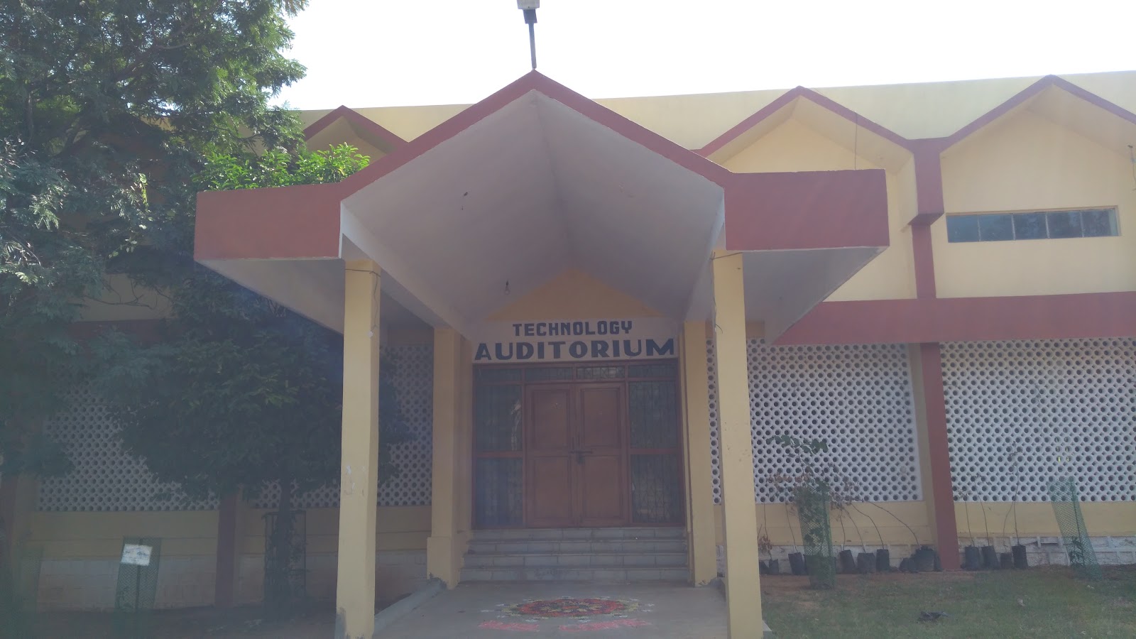 Auditorium, Ouct — Banquet Hall in Amberpet, Hyderabad (on-site parking, in-house decoration, bar service available, 4.2★ rated) — photo 2