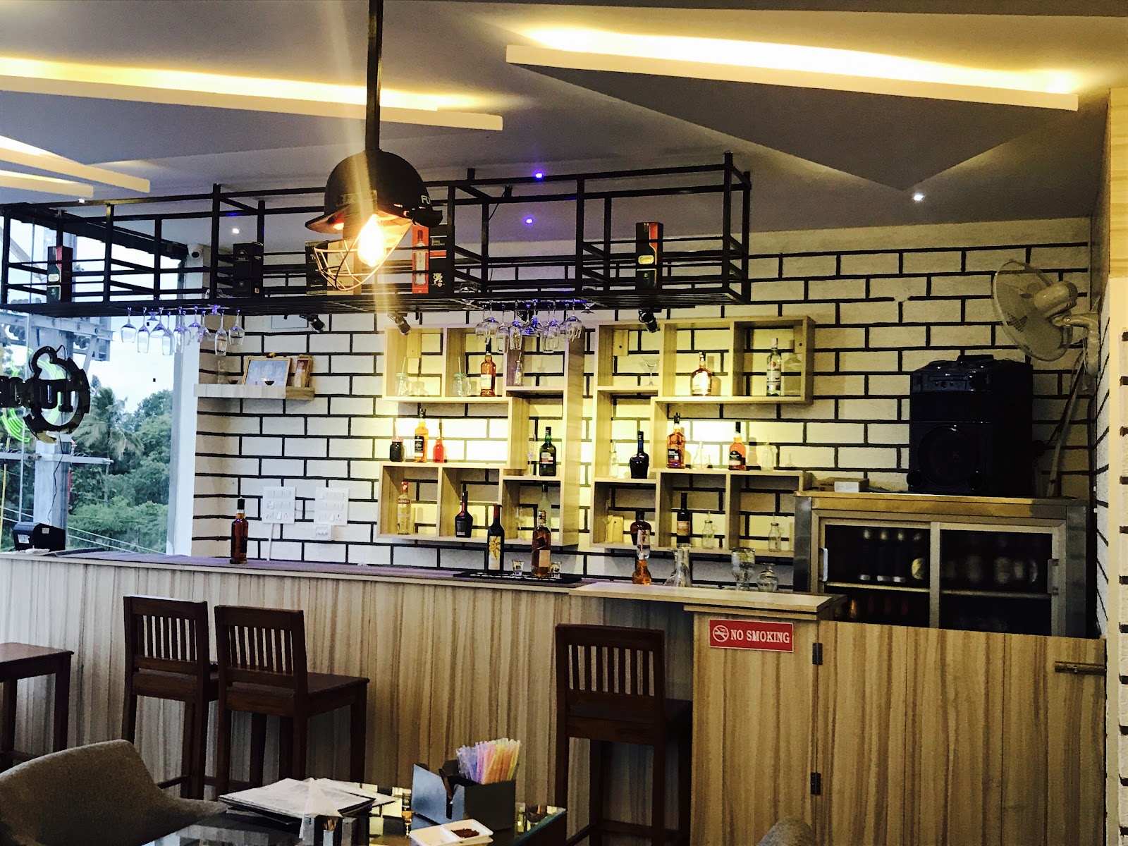 Seacrets Restaurant & Bar — Restaurant in Hyderabad (on-site parking, in-house decoration, DJ permitted, bar service available)