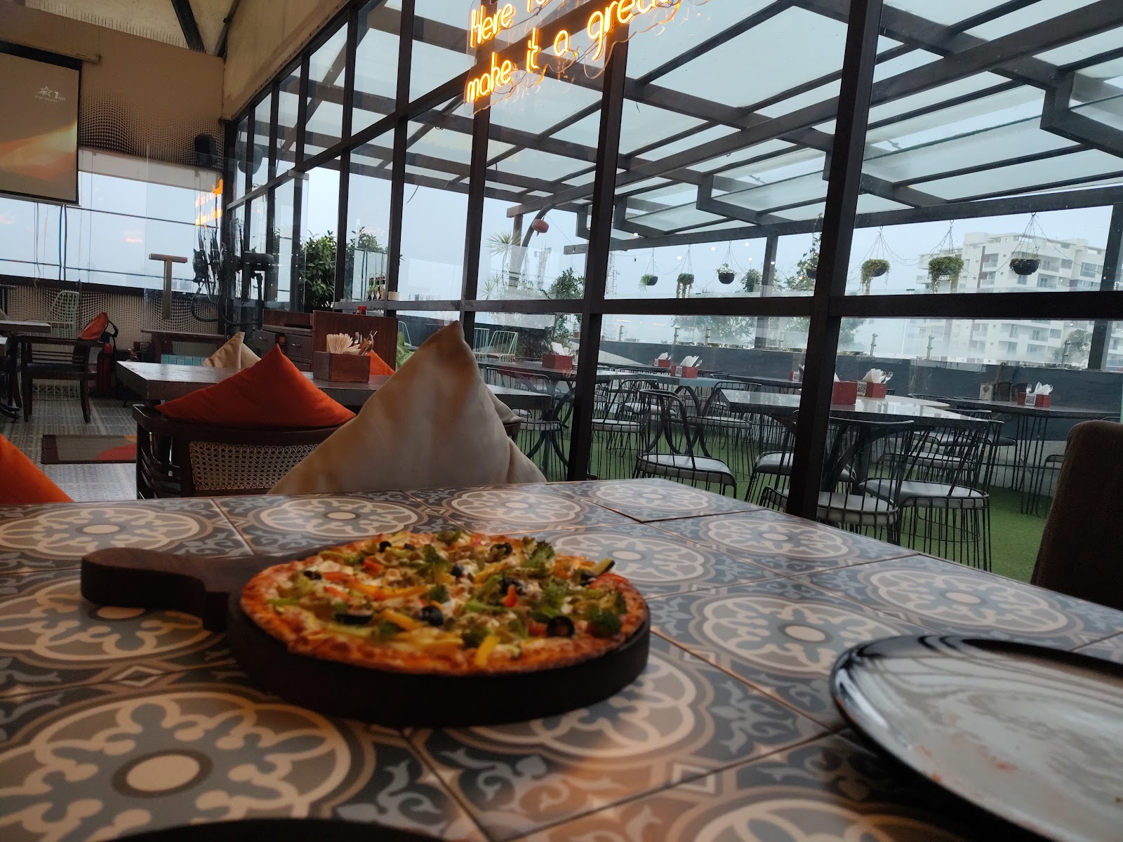 Toast on Terrace · Kumaraswamy Layout — Banquet Hall in Kumaraswamy Layout, Bangalore (on-site parking, in-house decoration, DJ permitted, bar service available) — photo 4