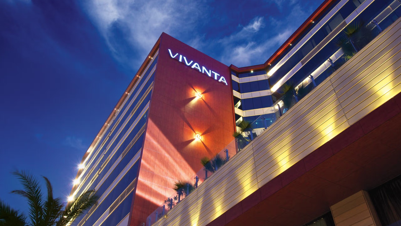 Vivanta Hyderabad — Banquet Hall in Hyderabad (on-site parking, in-house decoration, DJ permitted, bar service available)