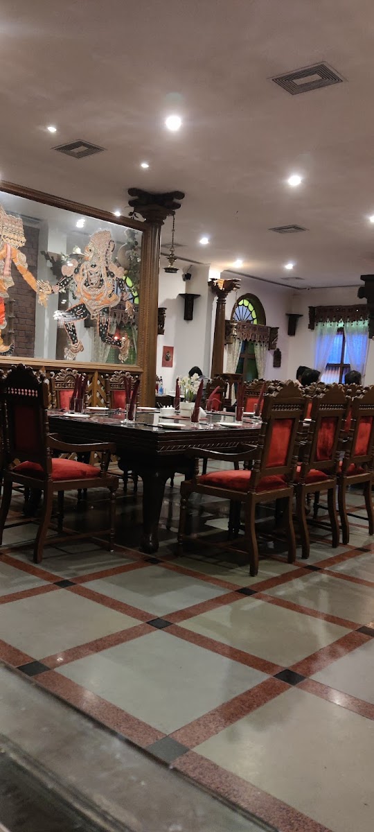 Atiroopa restaurant — Restaurant in Secunderabad, Hyderabad (on-site parking, in-house decoration, DJ permitted, bar service available) — photo 3