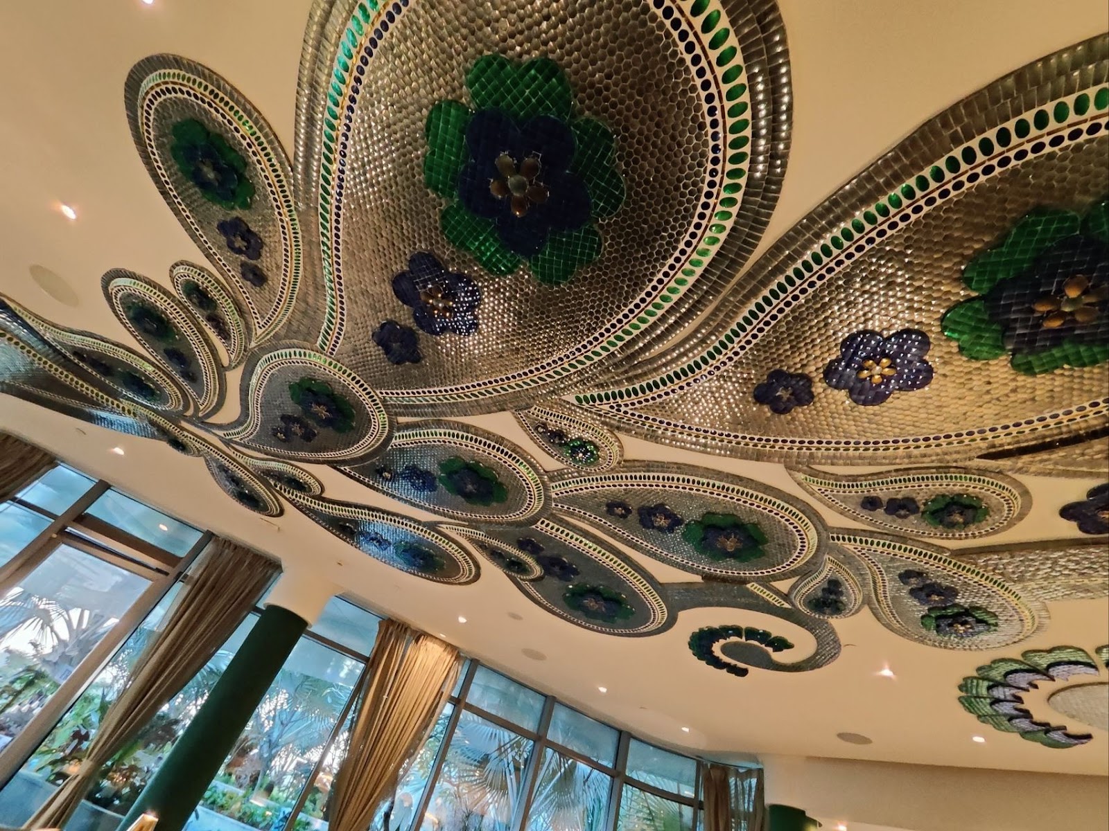 Peacock Bar — Pub/Bar in Hi Tech City, Hyderabad (on-site parking, in-house decoration, DJ permitted, bar service available) — photo 4