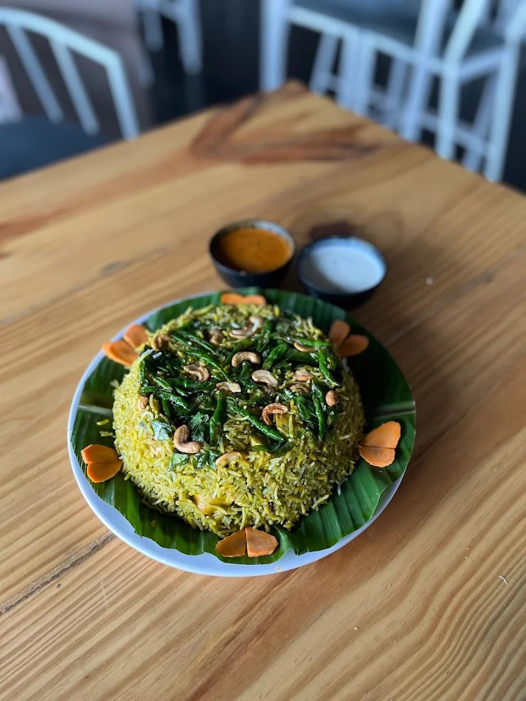 Seasons Restaurant and Bar — Restaurant in Kukatpally, Hyderabad (on-site parking, in-house decoration, DJ permitted, bar service available) — photo 3
