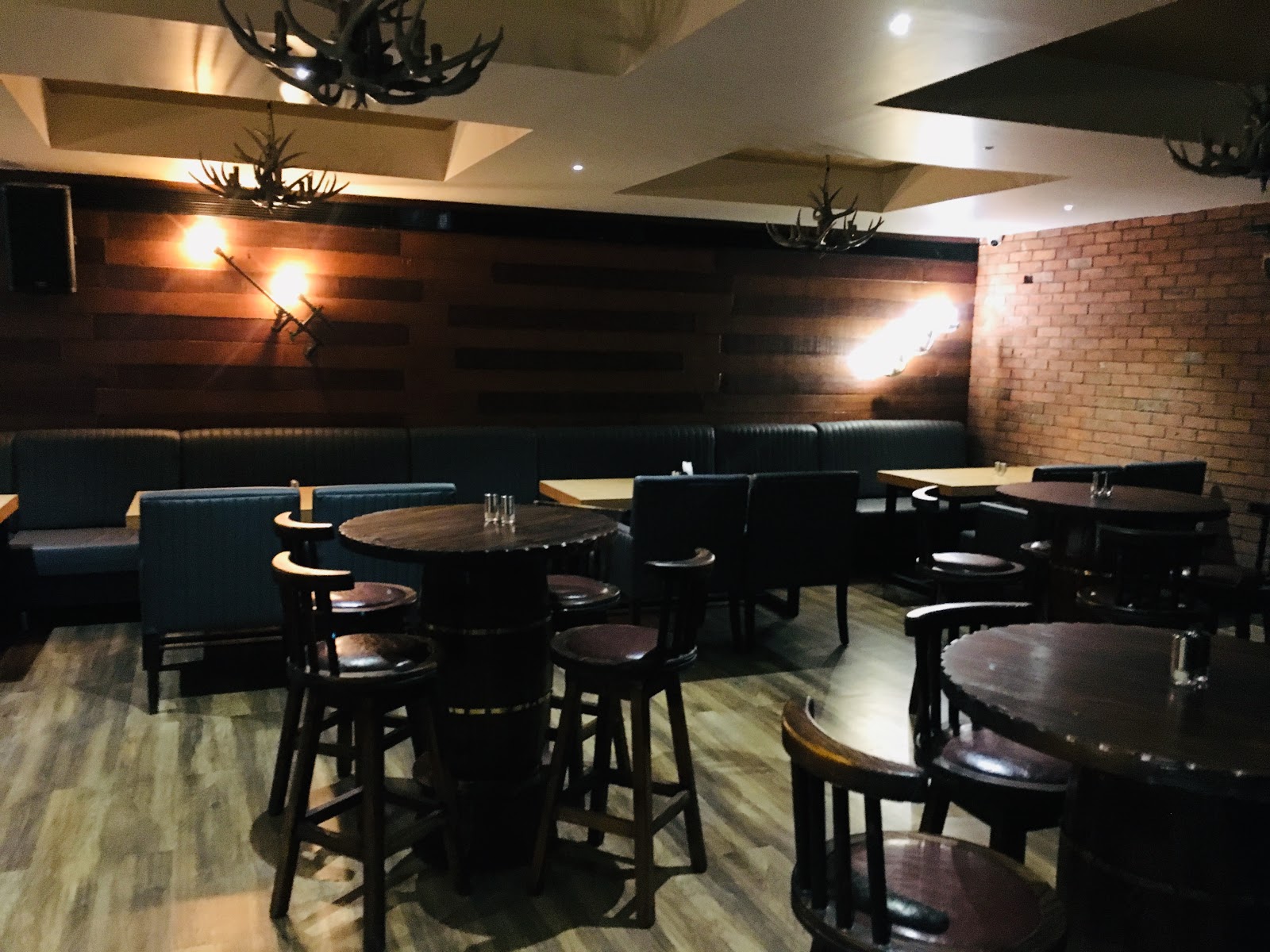 Playstation Sports Lounge — Pub/Bar in Hyderabad (on-site parking, in-house decoration, DJ permitted, bar service available)