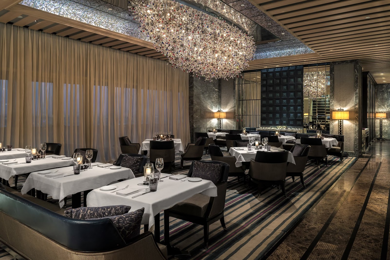Tre-Forni Bar & Restaurant — Restaurant in Banjara Hills, Hyderabad (on-site parking, in-house decoration, DJ permitted, bar service available) — photo 4