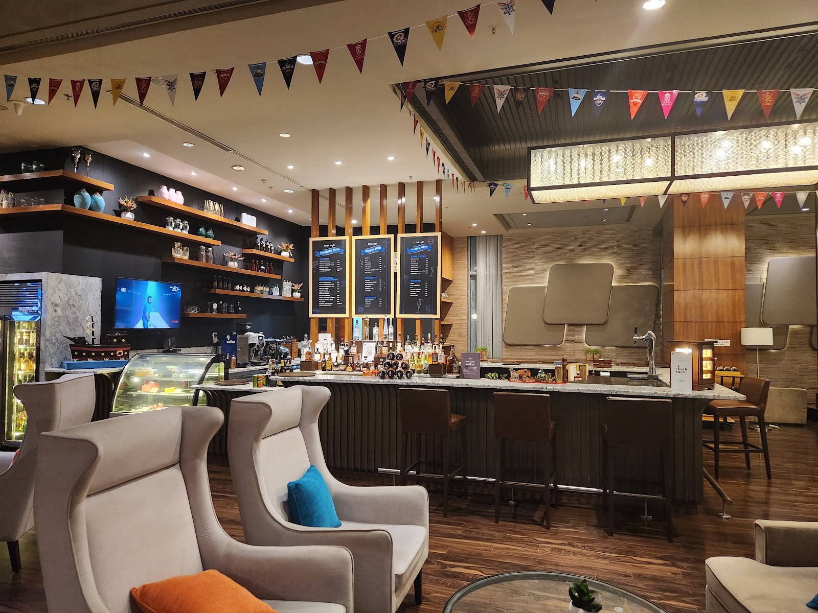 Link Cafe — Restaurant in Manikonda, Hyderabad (on-site parking, in-house decoration, DJ permitted, bar service available) — photo 4