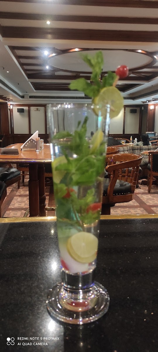Harry's Pub — Banquet Hall in Ameerpet, Hyderabad (on-site parking, in-house decoration, DJ permitted, bar service available) — photo 3