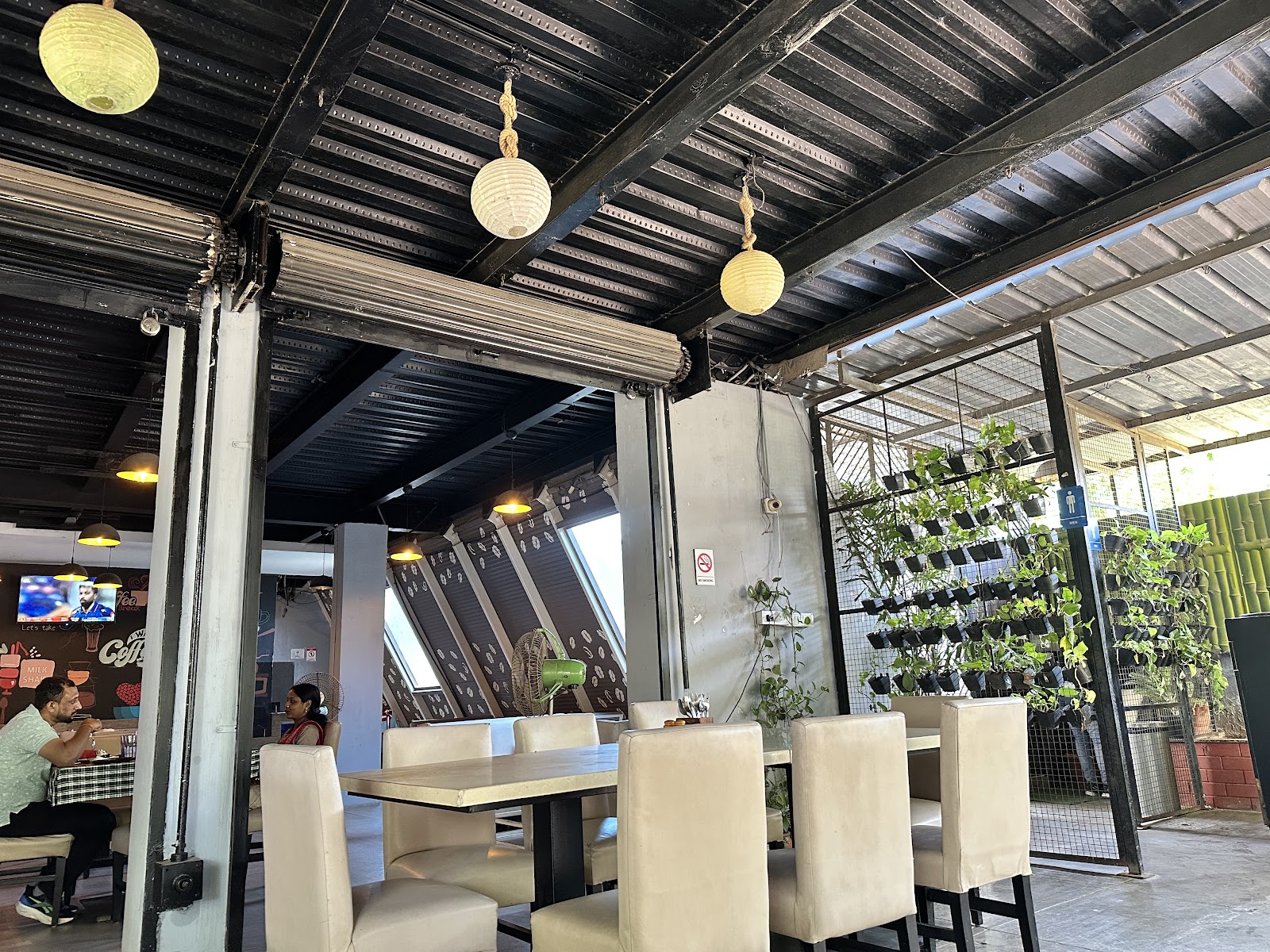 The Terminal Restaurant — Restaurant in Hoskote, Bangalore (on-site parking, in-house decoration, DJ permitted, bar service available) — photo 2