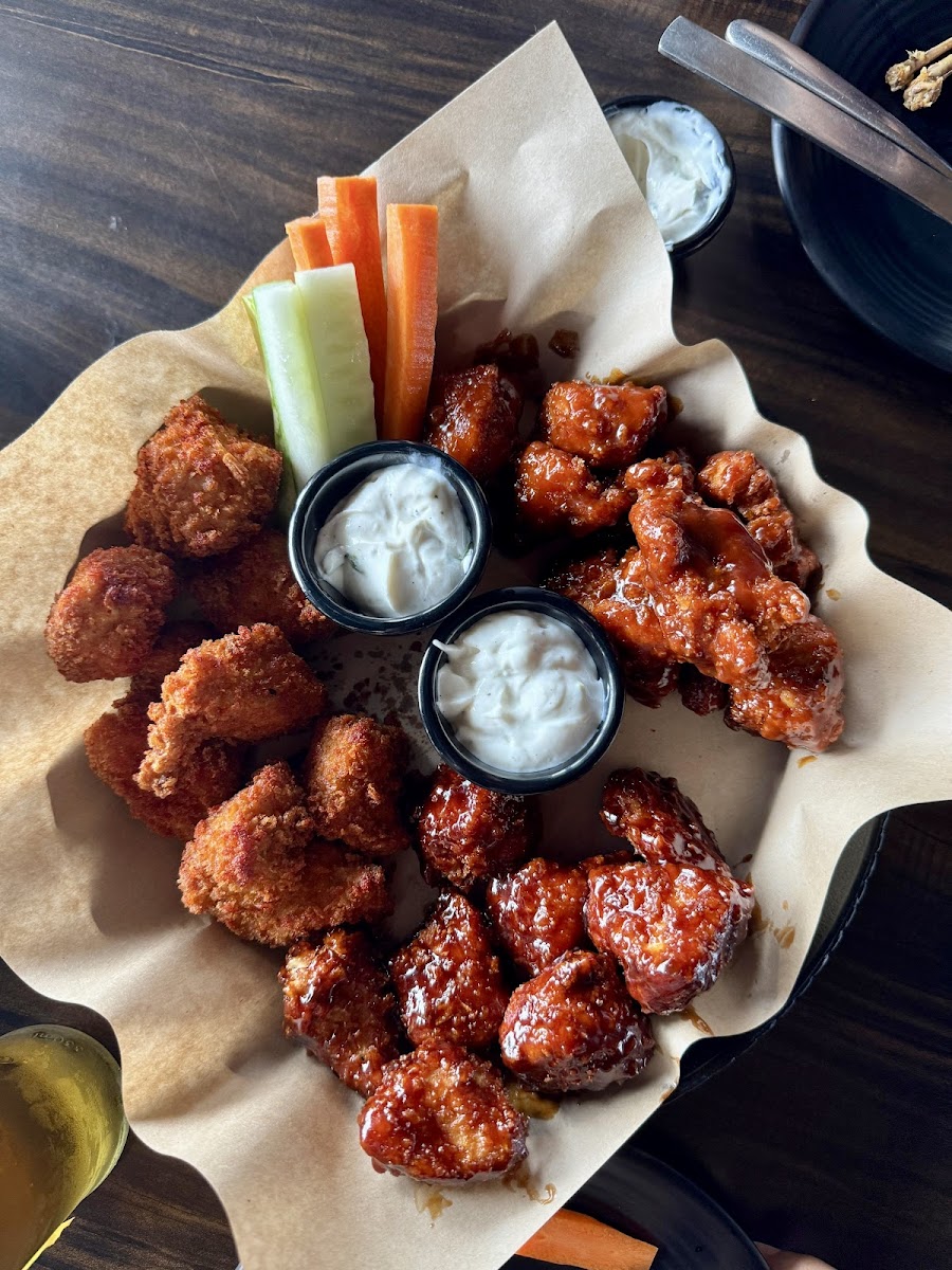 Buffalo Wild Wings — Banquet Hall in Shamshabad, Hyderabad (on-site parking, in-house decoration, DJ permitted, bar service available) — photo 4